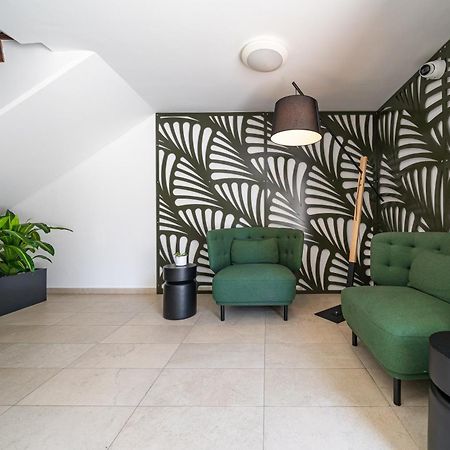 Silver Park Пафос Екстериор снимка