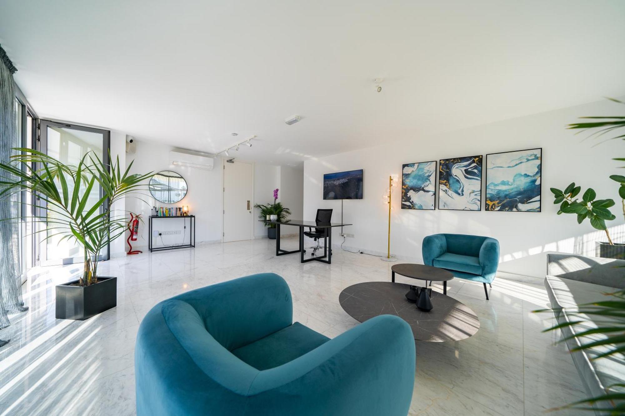 Silver Park Пафос Екстериор снимка